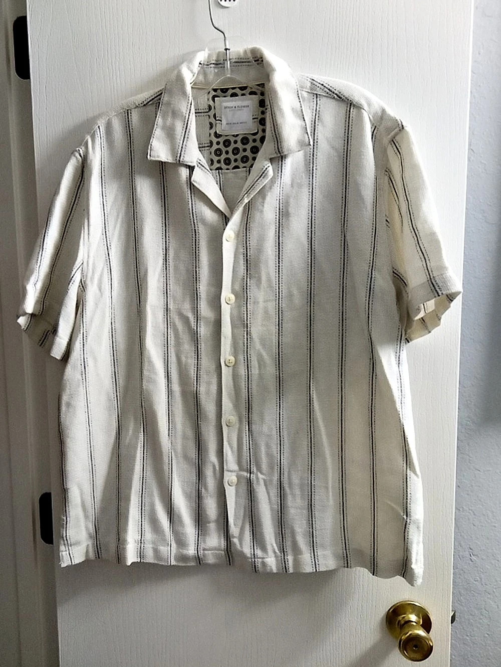 Denim & Flower Ricky Singh Striped Short Sleeve Shirt in White & Blue Size